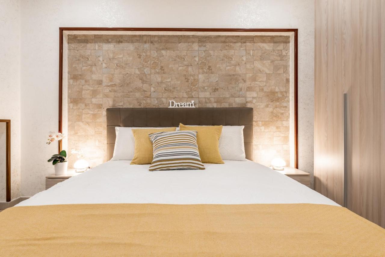 Yhellow Home Comfy Apartment Bari Extérieur photo